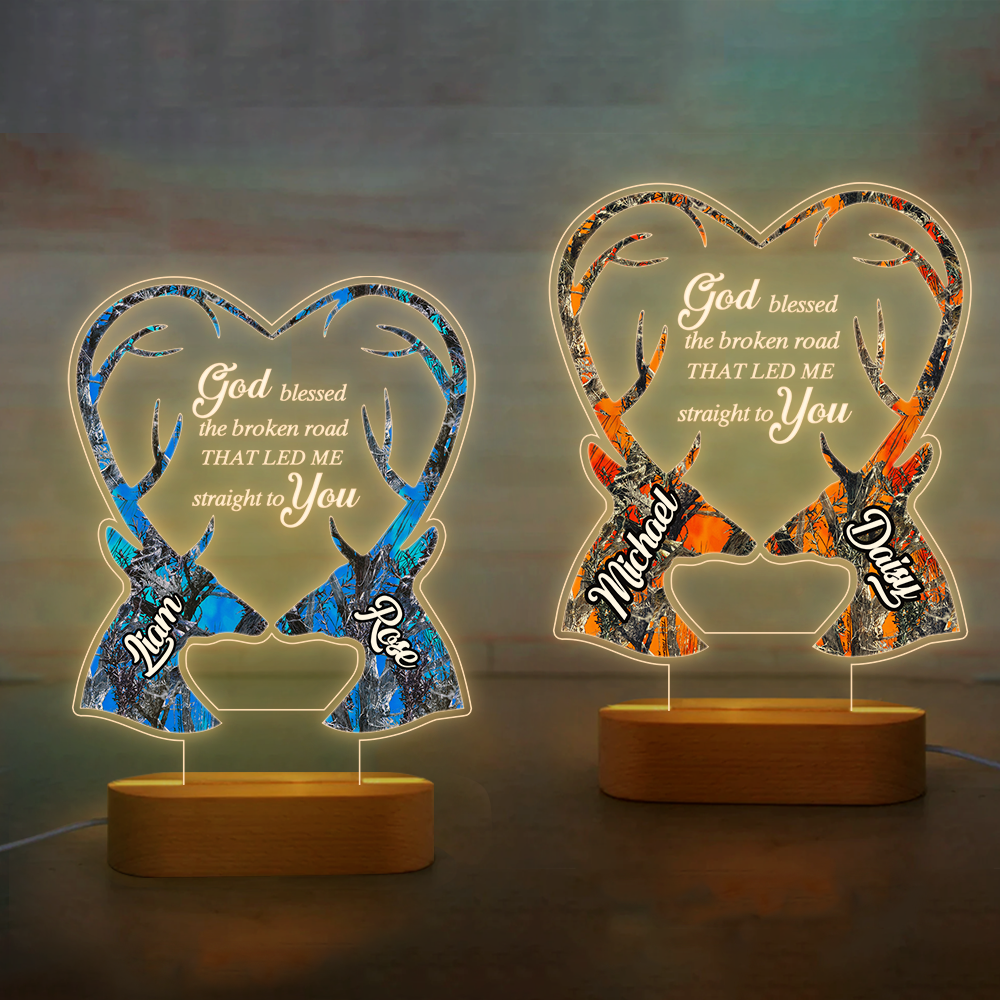 Personalized God Bless The Broken Road To Me Hunting Lamp With Wooden Oval Stand, Love Gift For Couple CHI-YEN