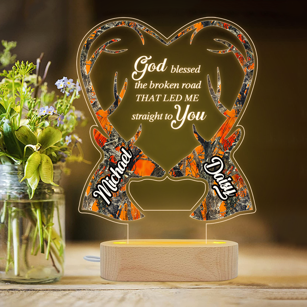 Personalized God Bless The Broken Road To Me Hunting Lamp With Wooden Oval Stand, Love Gift For Couple CHI-YEN