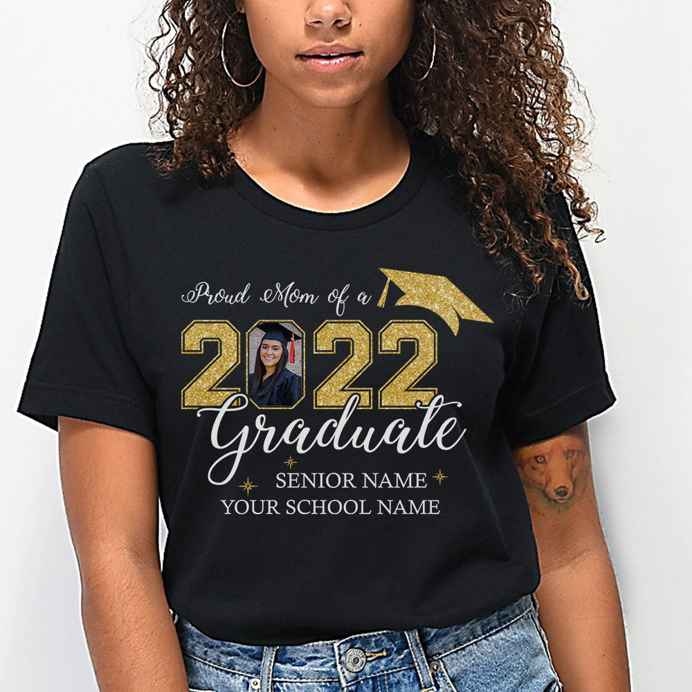 Proud Mom Of A 2022 Graduate Graduation T-shirt, Black x Gold Version