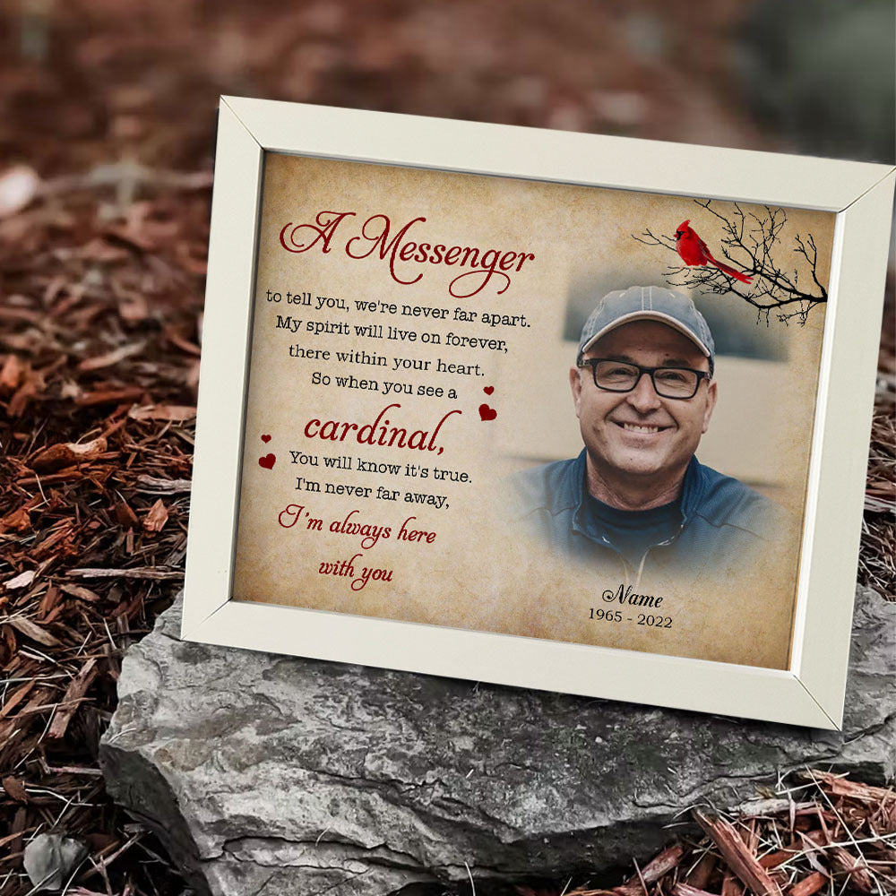 A Messenger To Tell You Cardinal Memorial Photo Frame