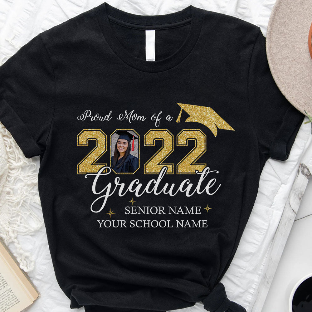 Proud Mom Of A 2022 Graduate Graduation T-shirt, Black x Gold Version